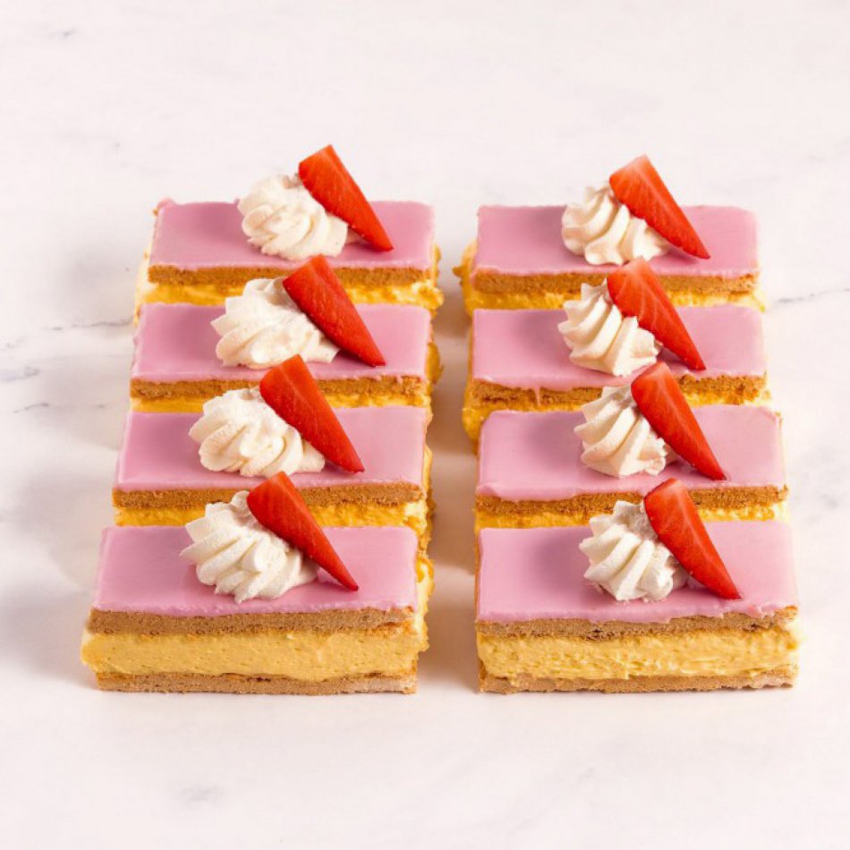 Ambachtelijke Tompoucen 10 stuks 